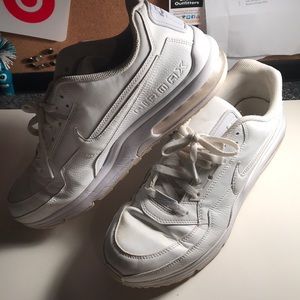 Used Nike Air Max men’s 12